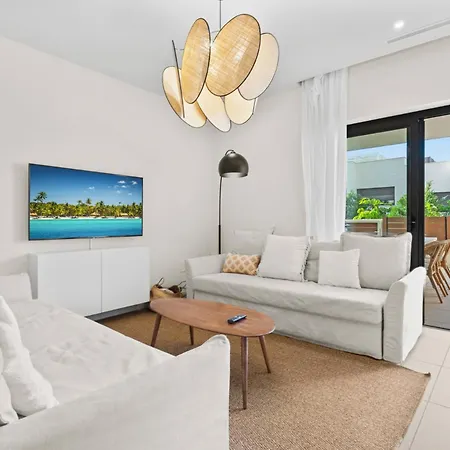 Apartment Stunning In Ref 235 By Costarentals