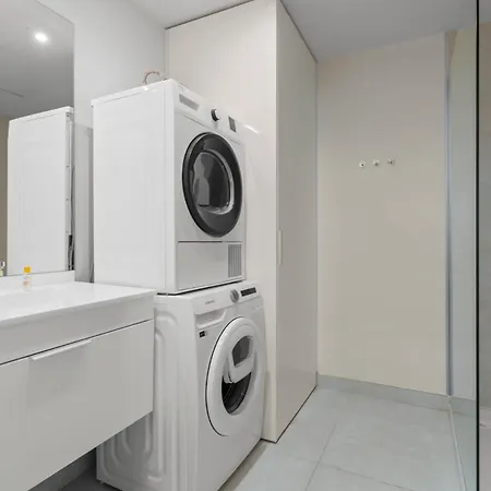 Apartment Stunning In Ref 235 By Costarentals *
